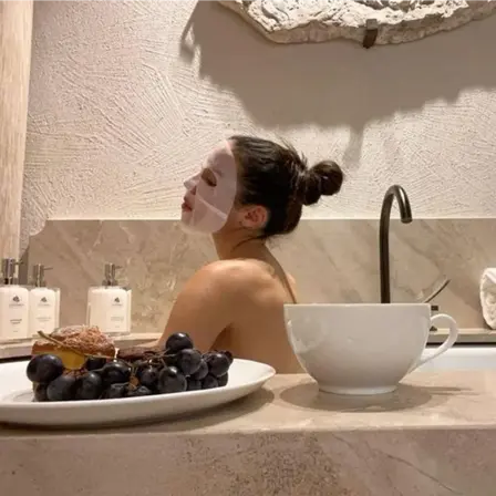 A Very Extra Spa Treatment